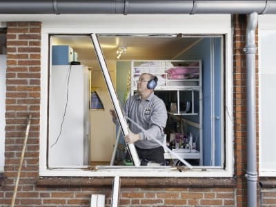 Hans Mutsaers, kozijnmonteur